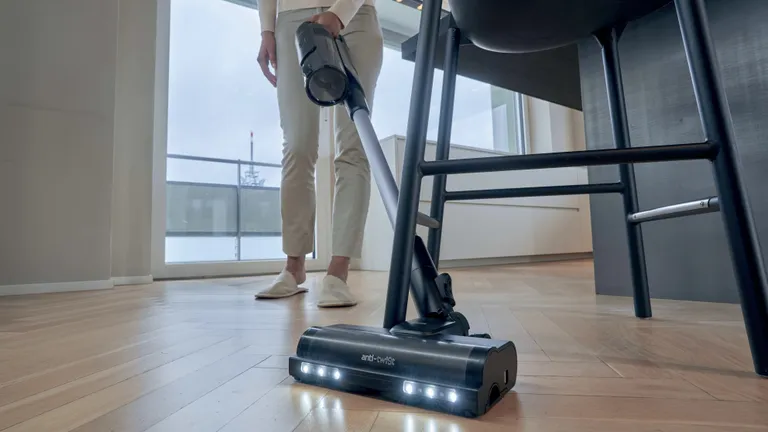 Hoover дебютирует с ультрамощным беспроводным пылесосом: до 100 минут автономной работы! картинка Hoover Turbo Sense Pets – идеал для дома с питомцами