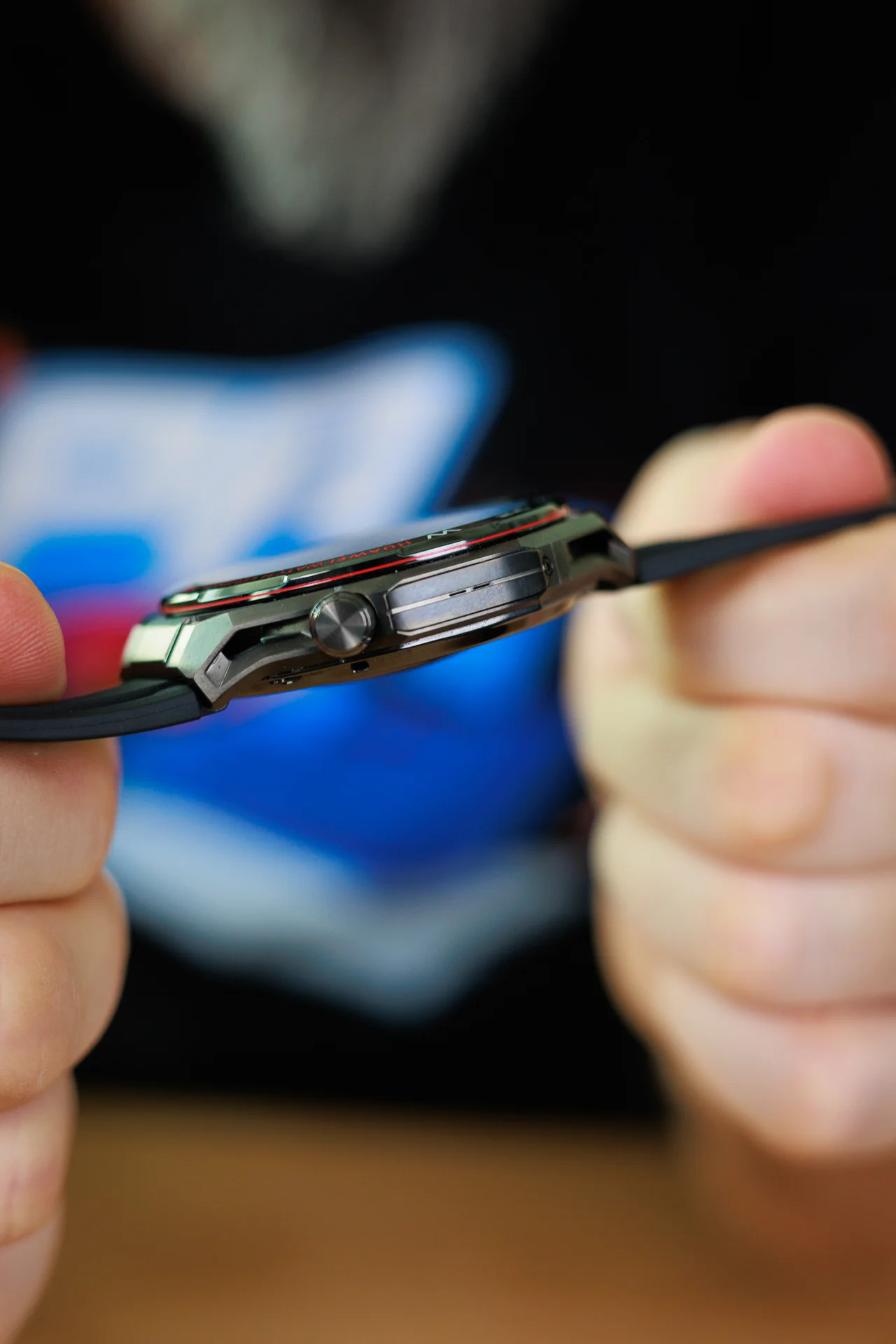 Обзор Huawei Watch Ultimate 2 — отличные часы для дайвинга стали еще лучше картинка Huawei Watch Ultimate 2