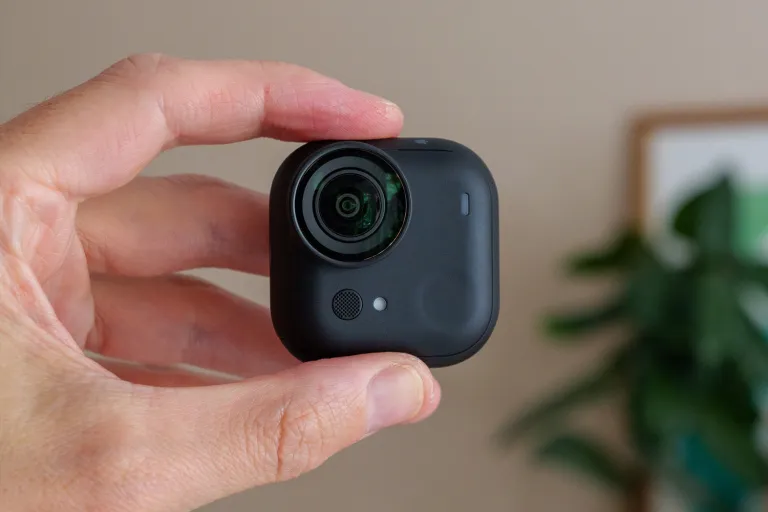 Insta360 Go Ultra