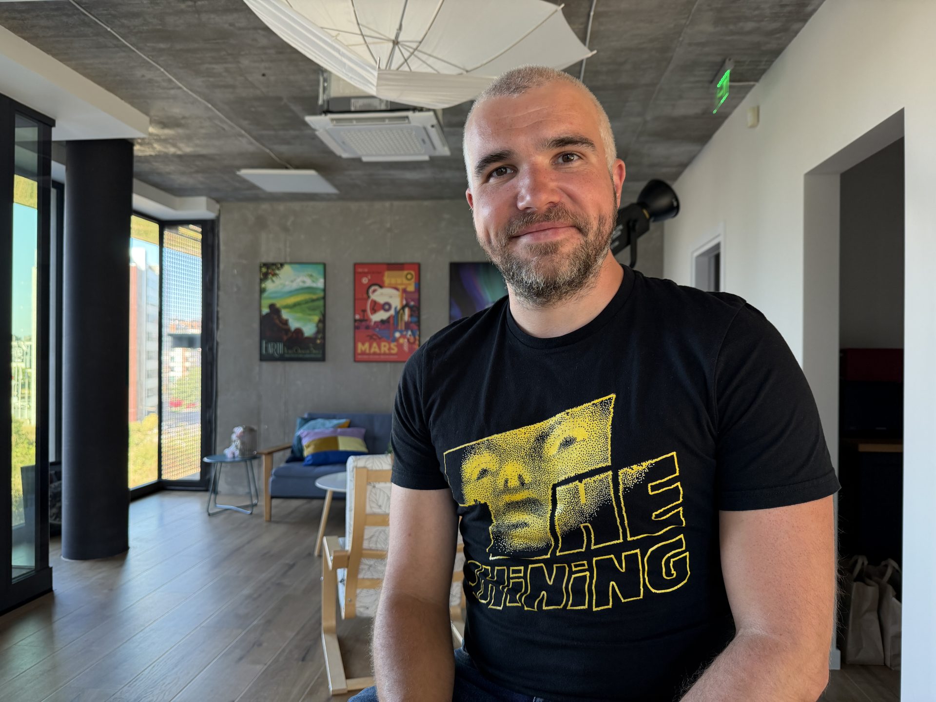 Обзор iPhone 17 Pro Max: отличная производительность и спорный дизайн картинка iPhone 17 Pro Max