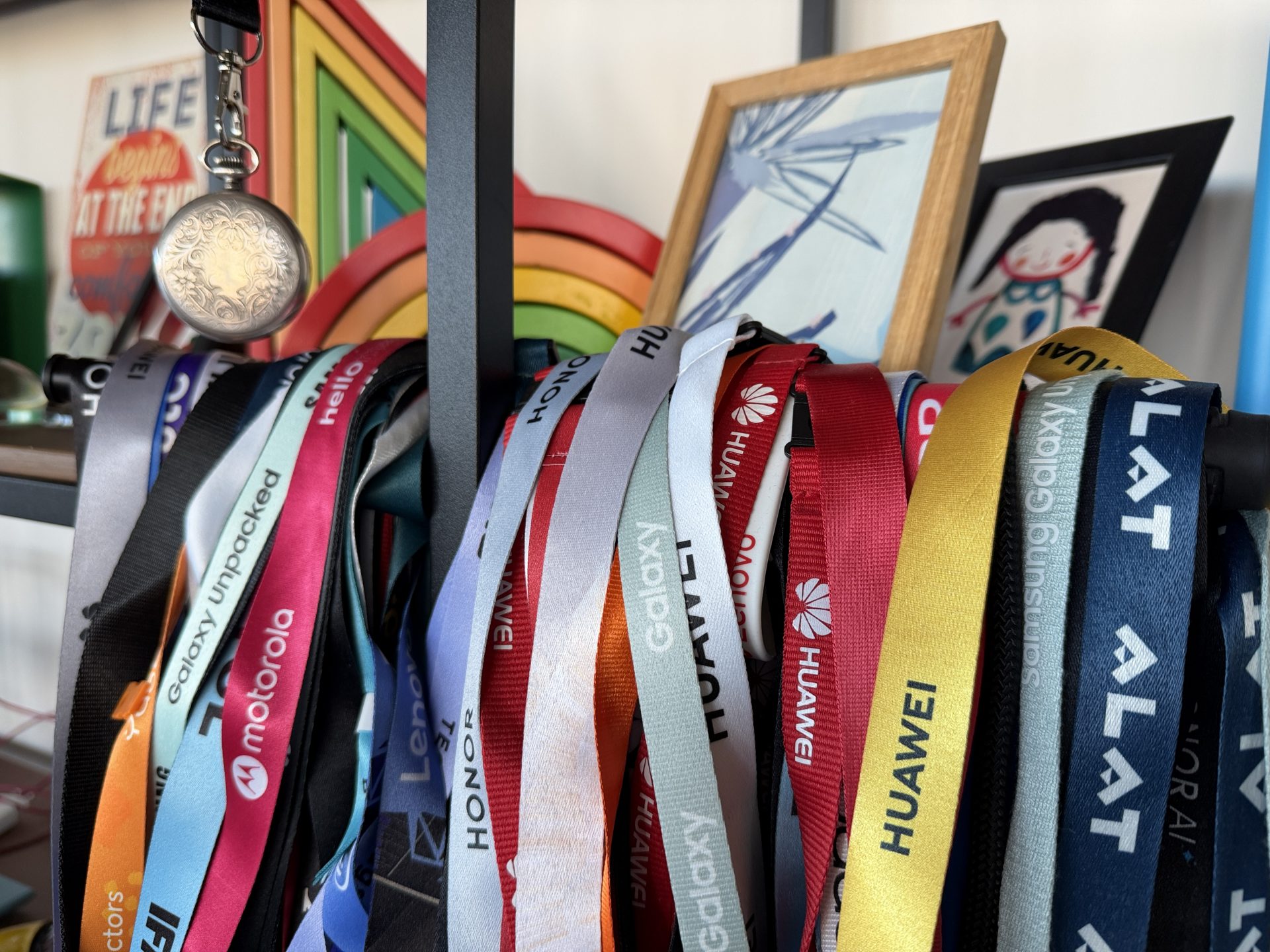 Обзор iPhone 17 Pro Max: отличная производительность и спорный дизайн картинка iPhone 17 Pro Max