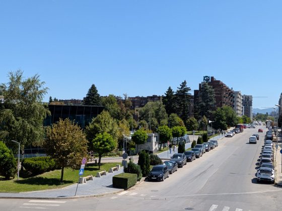 Google Pixel 10 против Pixel 10 Pro