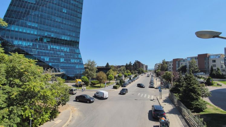 Google Pixel 10 против Pixel 10 Pro