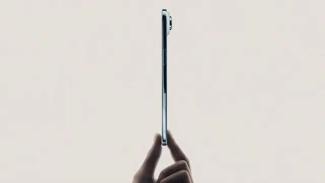 iPhone 17 против iPhone Air и iPhone 17 Pro