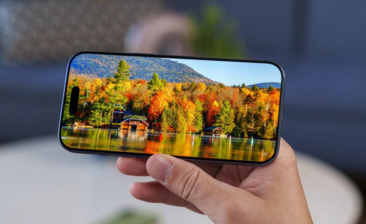 Обзор iPhone Air: уникальный телефон с большими недостатками картинка iPhone Air