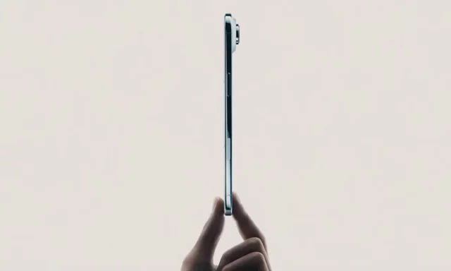 iPhone Air самый прочный и тонкий iPhone в истории