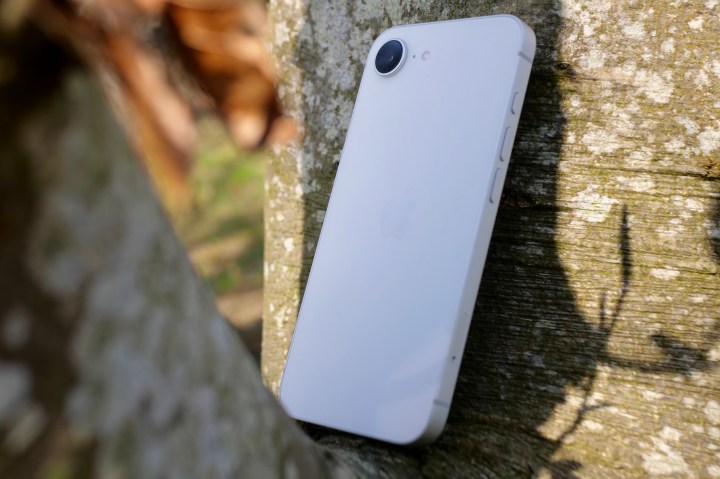 iPhone полная энциклопедия от А до Я для новичков и профи картинка iPhone полная энциклопедия от А до Я для новичков и профи