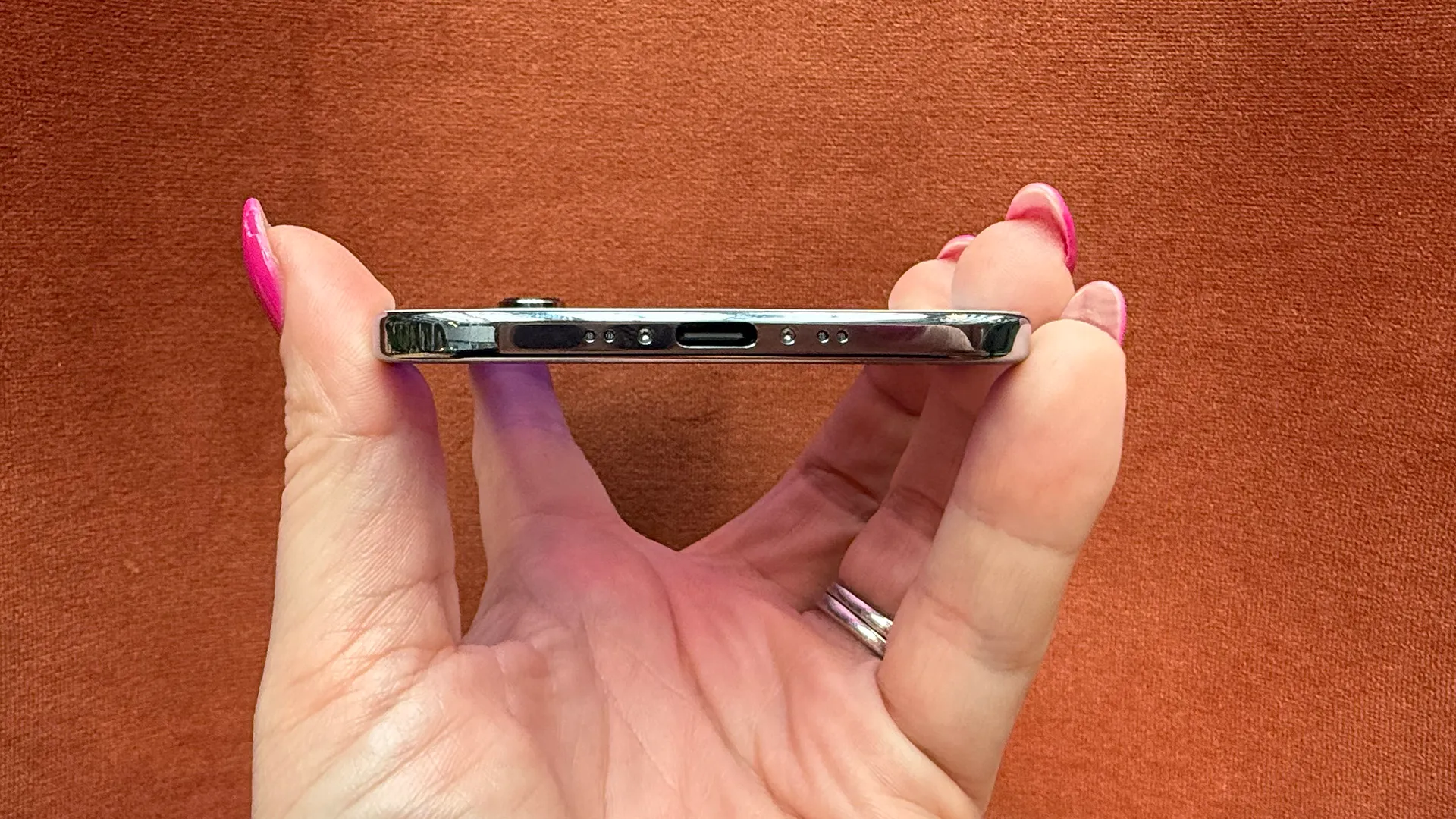 Я ошибалась насчет iPhone Air — вот 5 причин, почему его стоит купить (и одна — почему нет)