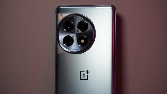 Jfq3cBcFrrDtjGZ2ToqYTY OnePlus 15 бросает вызов: готовится самый мощный Android-смартфон сезона