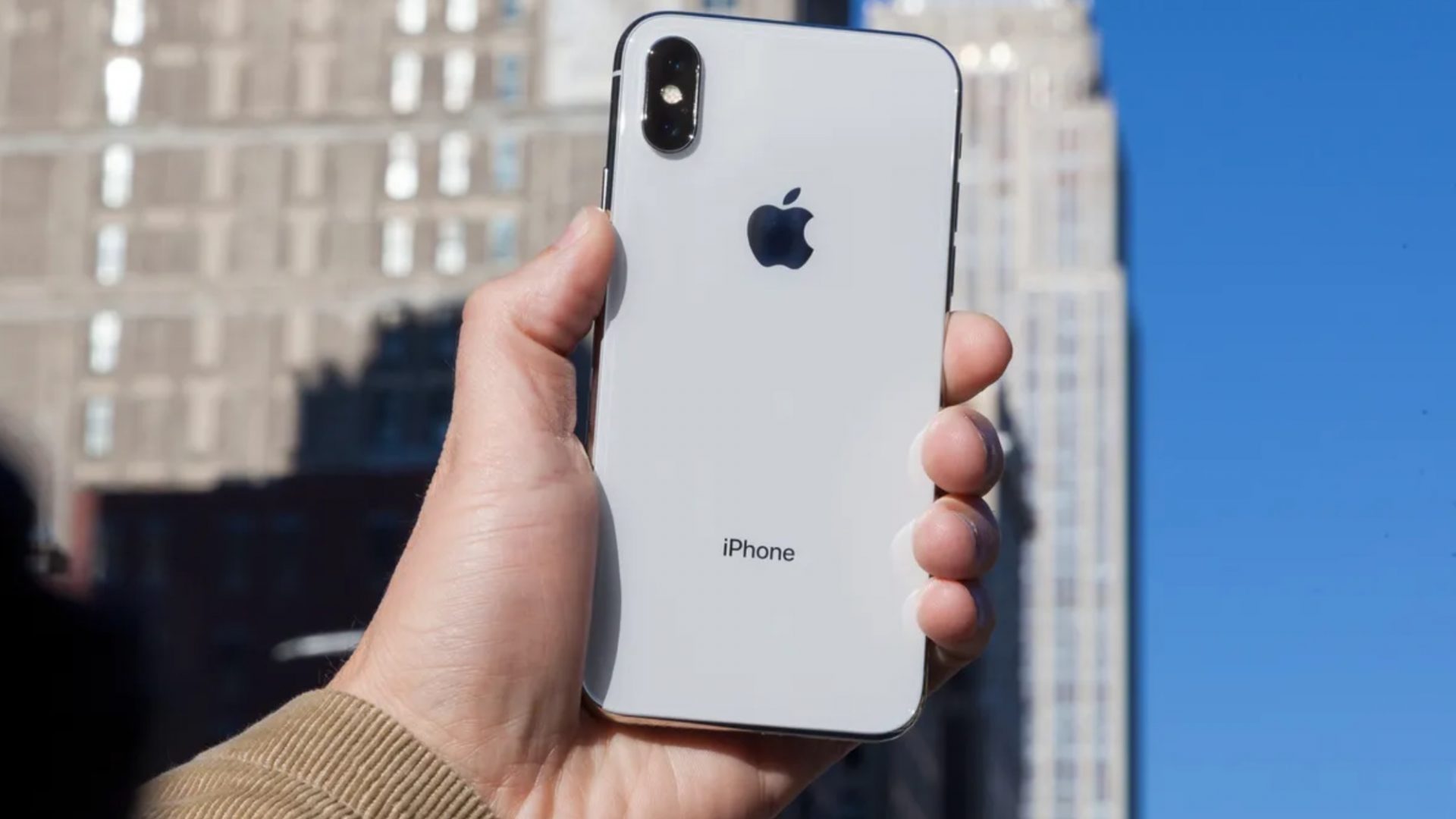 Битва титанов: определяем самый культовый iPhone в истории