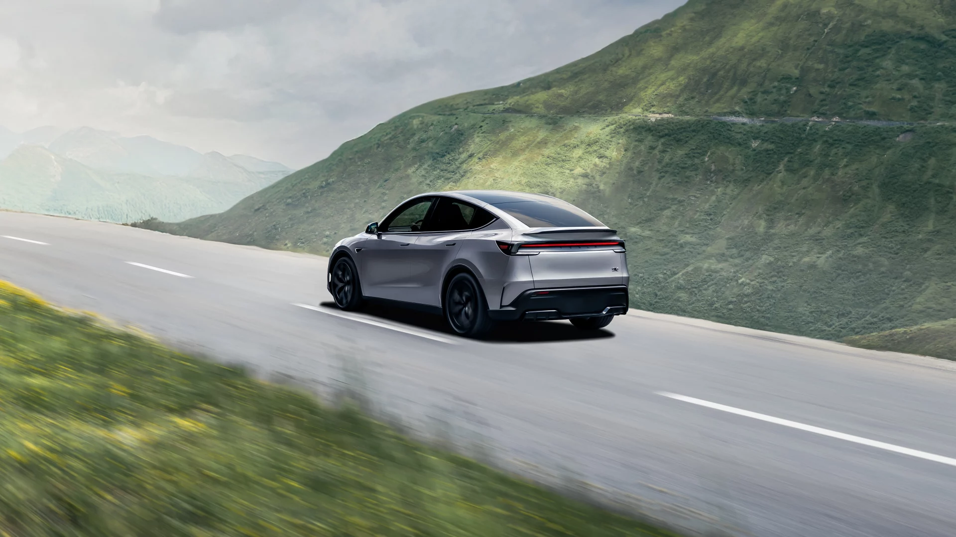 Tesla создала семейный внедорожник, который унизит ваш спорткар