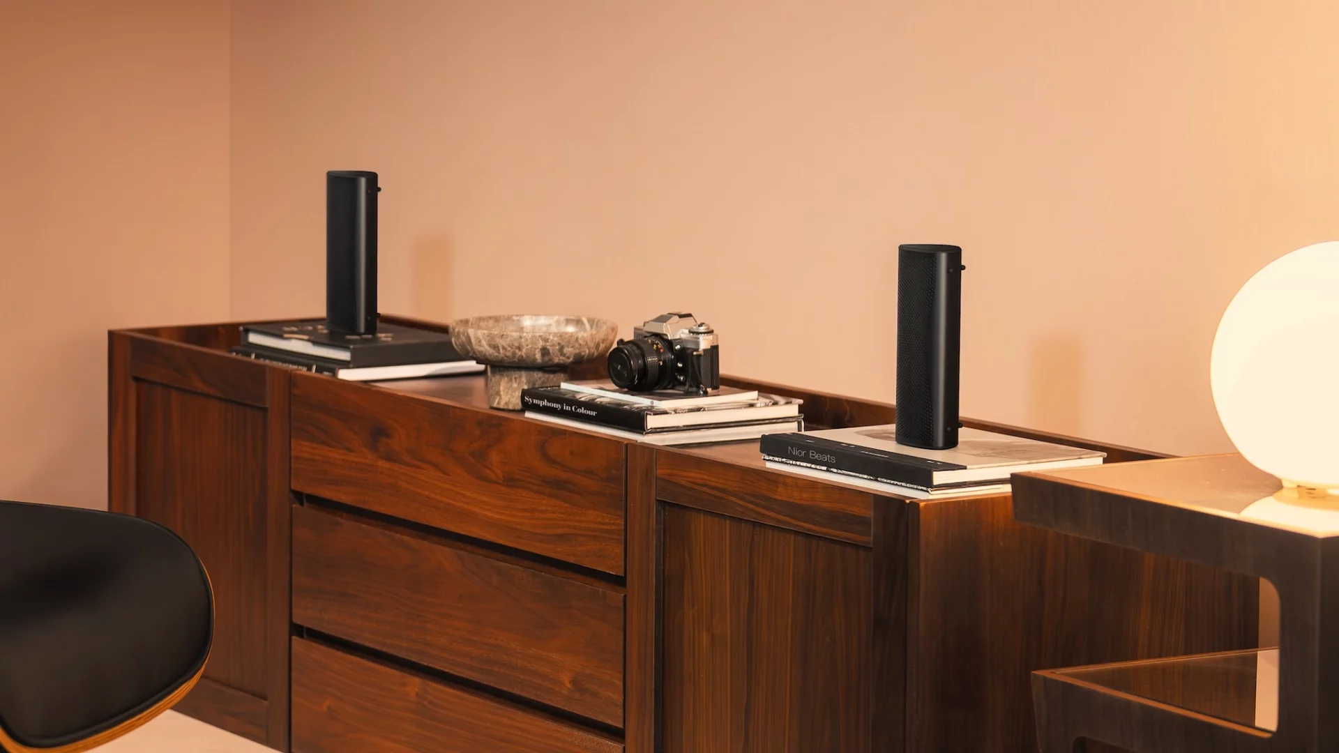 KEF Muo: убийца Sonos Roam с премиальным звуком и завышенной ценой?