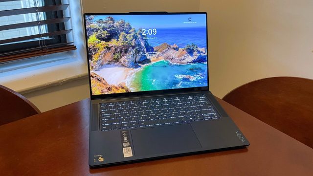 Lenovo Yoga Slim 7x 1 Lenovo Yoga Slim 7x