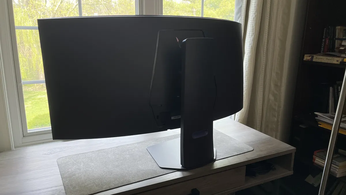 LG Ultragear GX9 Идеален ли этот монитор