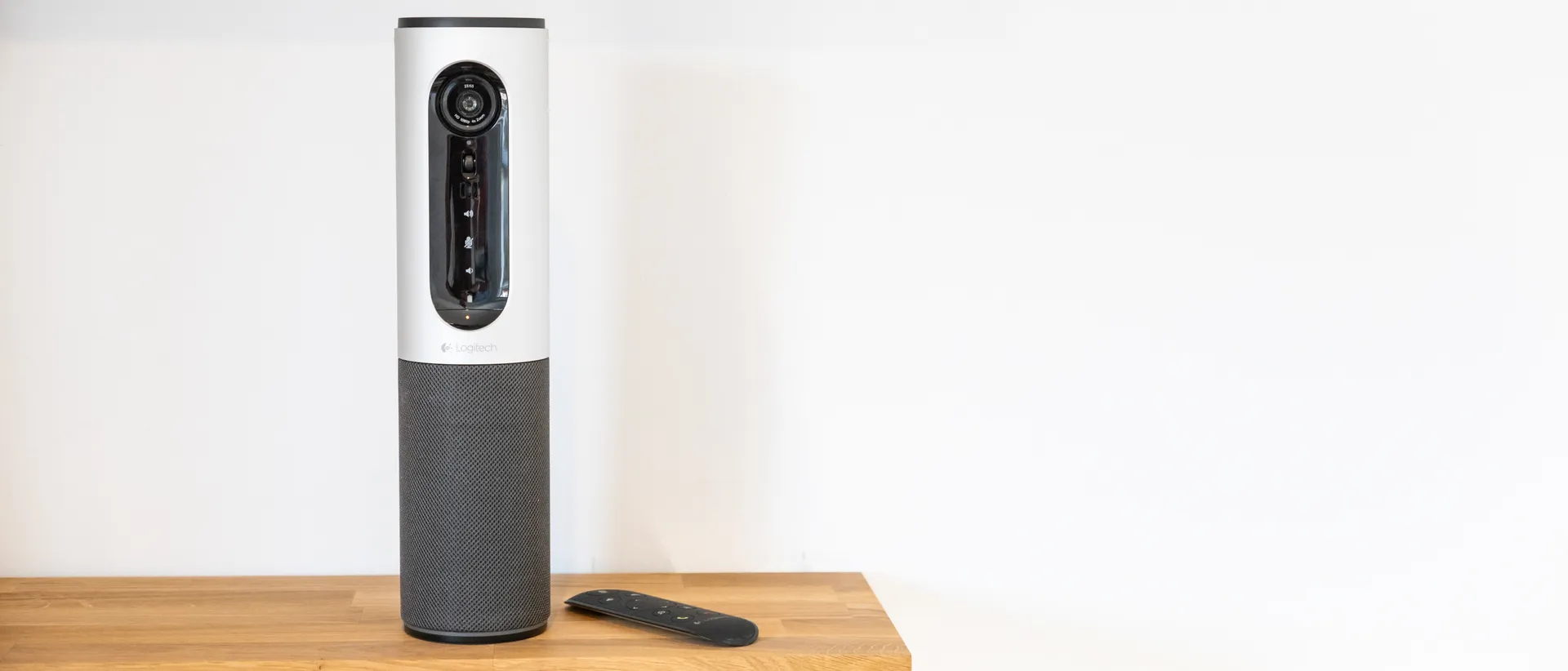 Logitech ConferenceCam Connect: Устаревшая веб-камера или лидер в своей категории? картинка Logitech ConferenceCam Connect