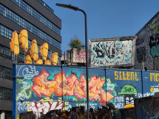 Обзор Samsung Galaxy S25 Edge: один фатальный недостаток фото