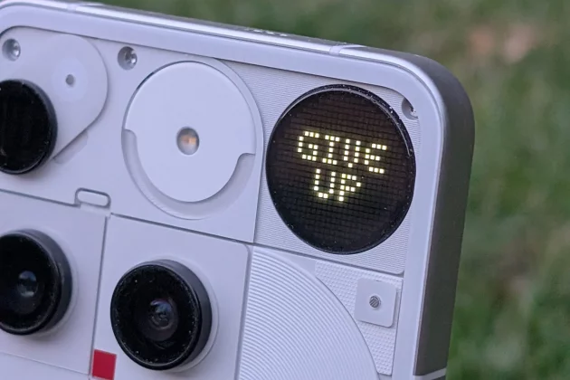 Обзор Nothing Phone 3: неповторимый или ужасный? фото