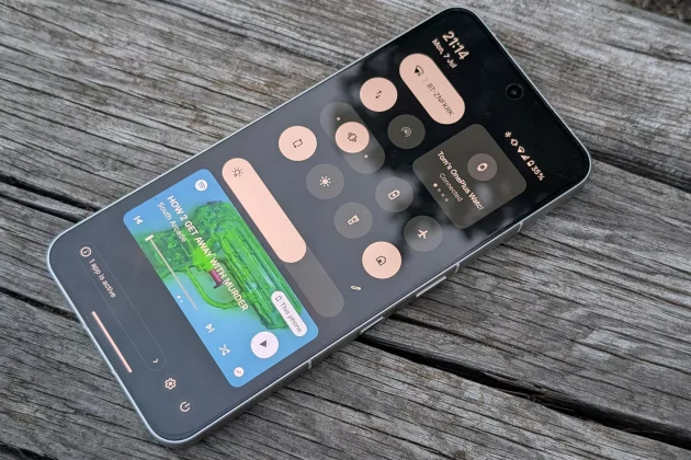 Обзор Nothing Phone 3: неповторимый или ужасный? фото