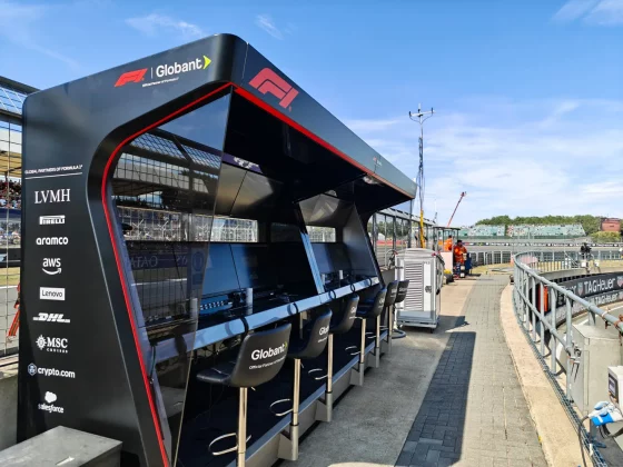 Обзор Nothing Phone 3: неповторимый или ужасный? фото