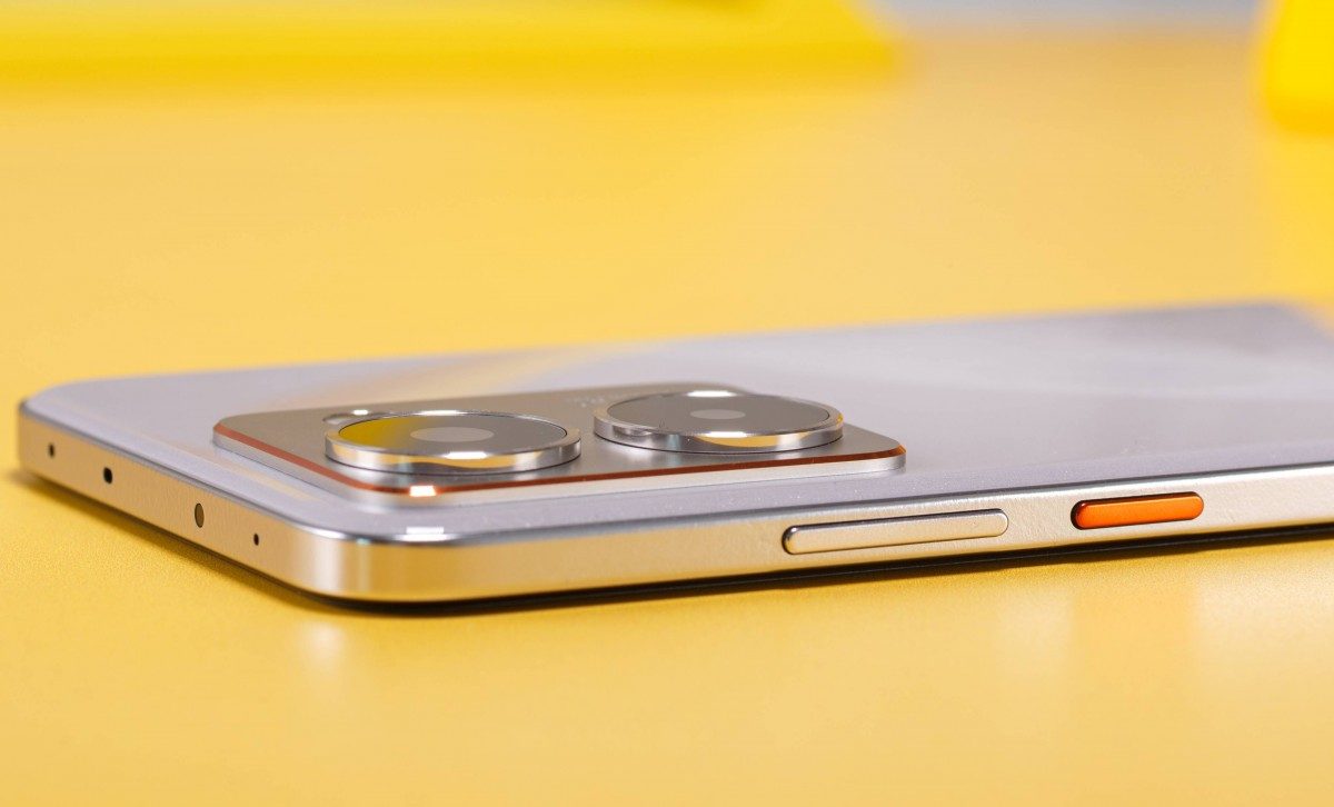 Обзор Realme P3 Ultra — мощный смартфон с 120Гц дисплеем картинка Realme P3 Ultra