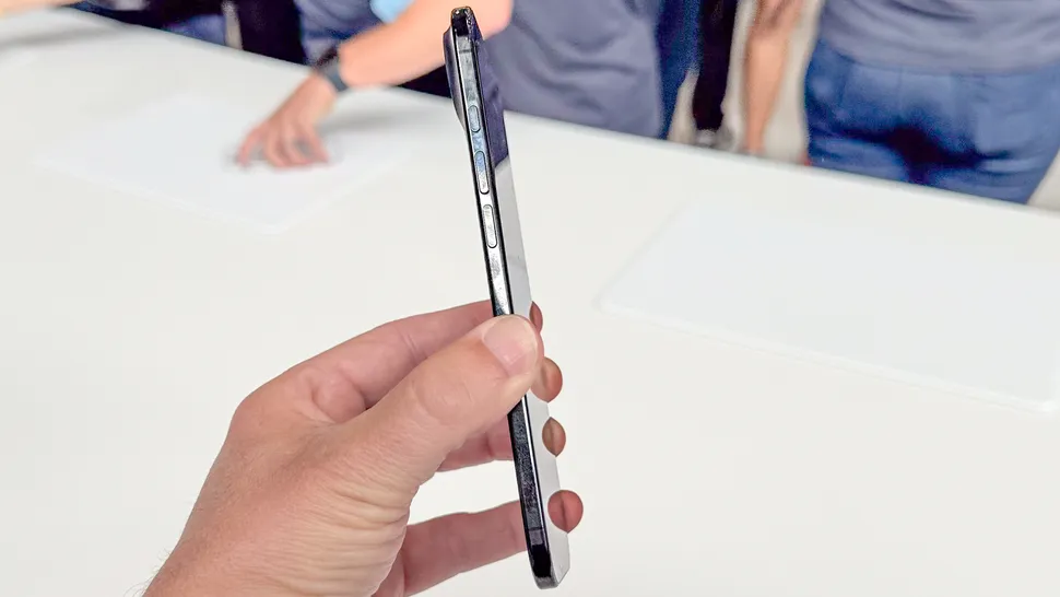 Модели iPhone 17 сравнение по времени автономной работы