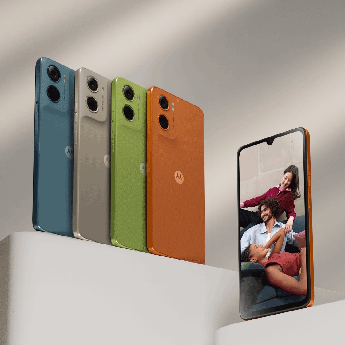 Motorola представила телефон-пауэрбанк на 7000 мАч