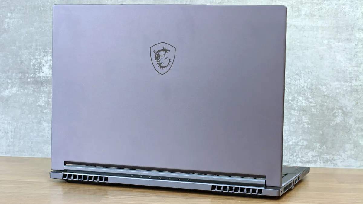 Обзор MSI Creator A16 AI+: мощный ноутбук с недостатками картинка MSI Creator A16 AI+