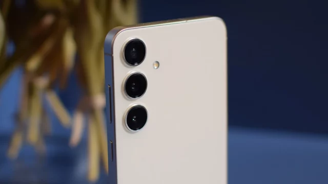 Наконец-то! Вот когда One UI 8, скорее всего, выйдет на ваш старый телефон или планшет Galaxy