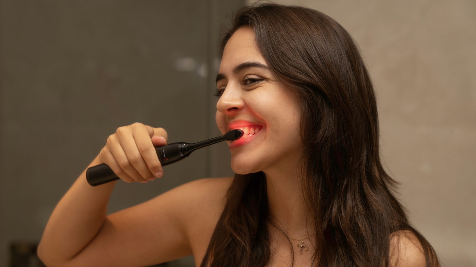 Первая в мире LED-зубная щётка: инновация будущего или бесполезный гаджет? картинка Первая в мире LED-зубная щётка: инновация будущего или бесполезный гаджет?