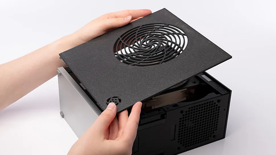 Бесплатный апгрейд тишины: Напечатайте себе боковую панель Noctua для Framework