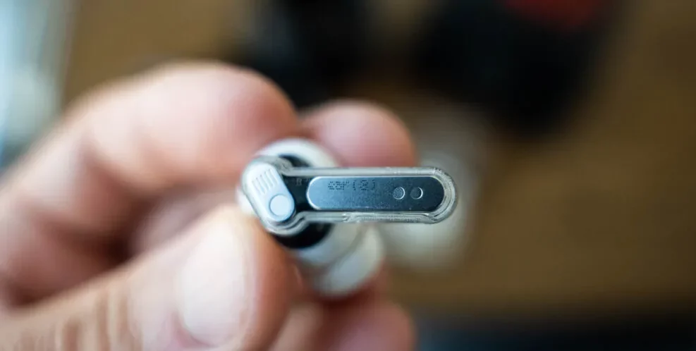 477486Главная фишка Nothing Ear 3 — не звук. И это огромная ошибка