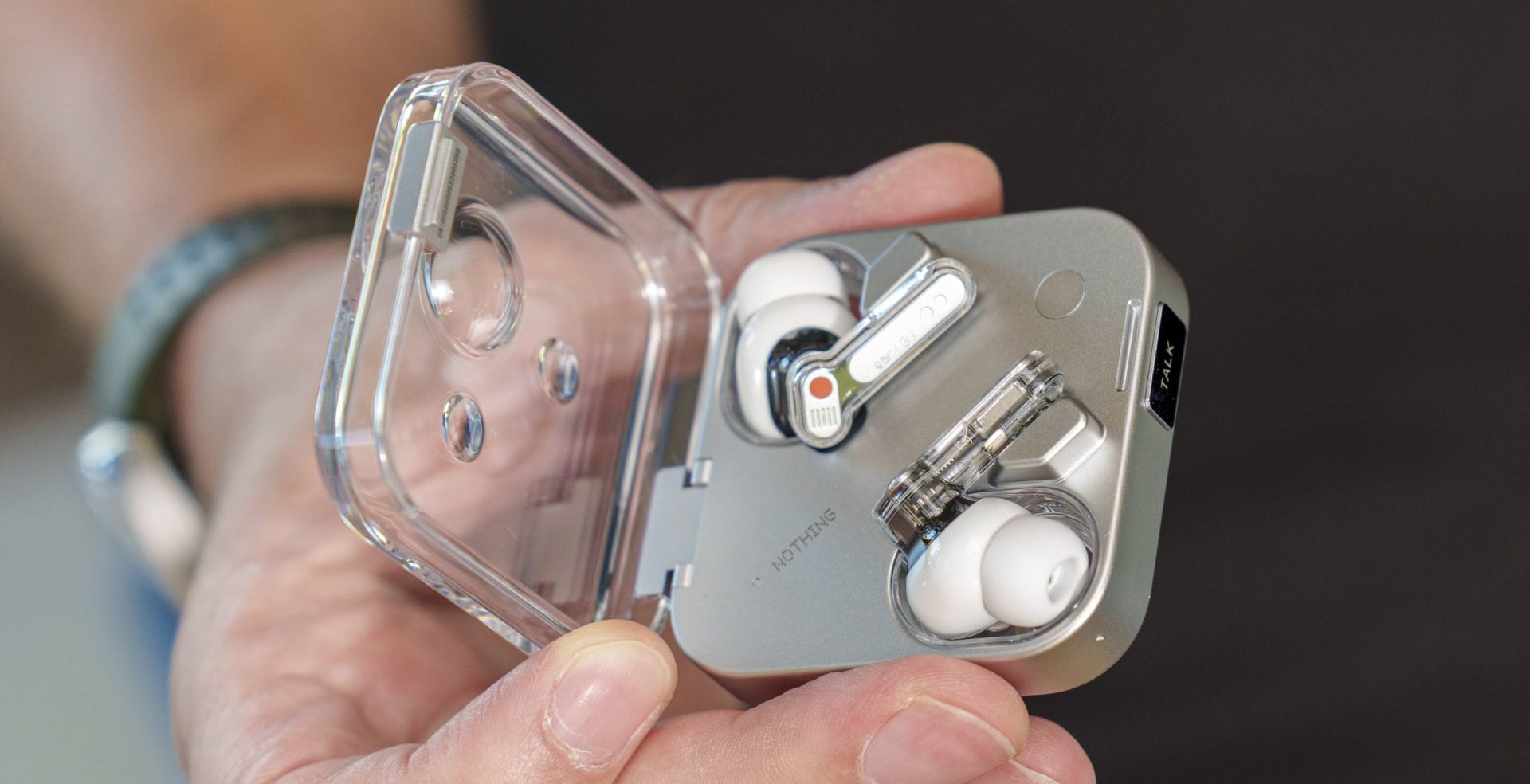 475042Nothing Ear (3): наушники с алюминием и супермикрофоном, который слышит сквозь шум