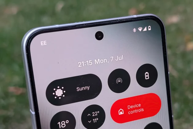 Обзор Nothing Phone 3: неповторимый или ужасный? фото