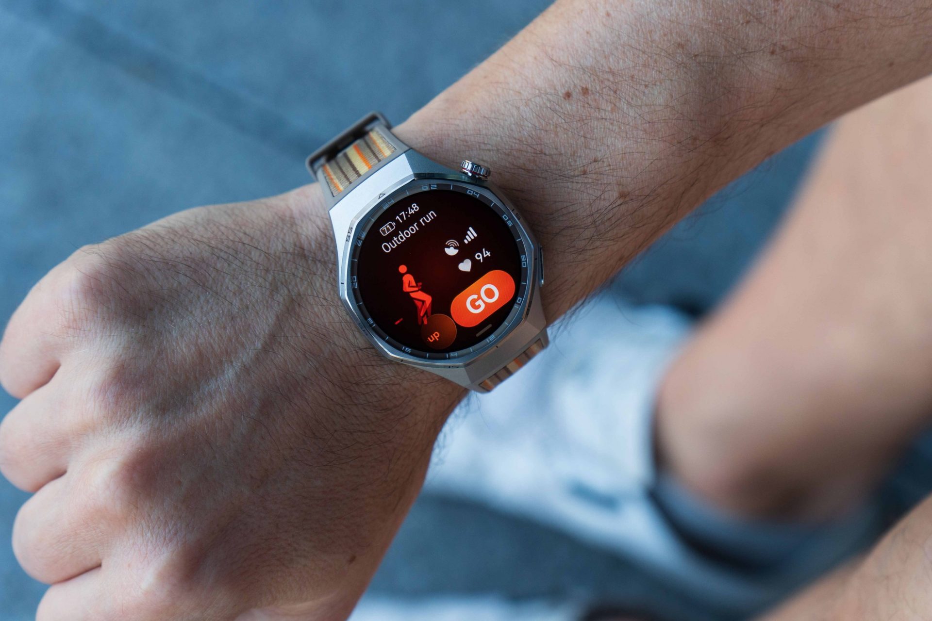 Обзор Huawei Watch GT 6 Pro: премиальный дизайн, монструозная батарея и экран ярче, чем у конкурентов