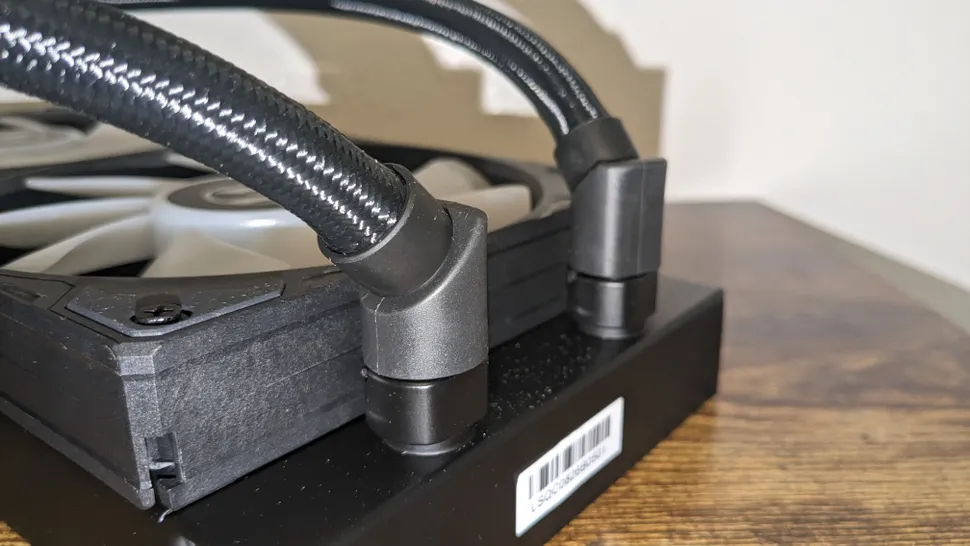 Обзор Lian Li Galahad II LCD 280 лучше и тише_2