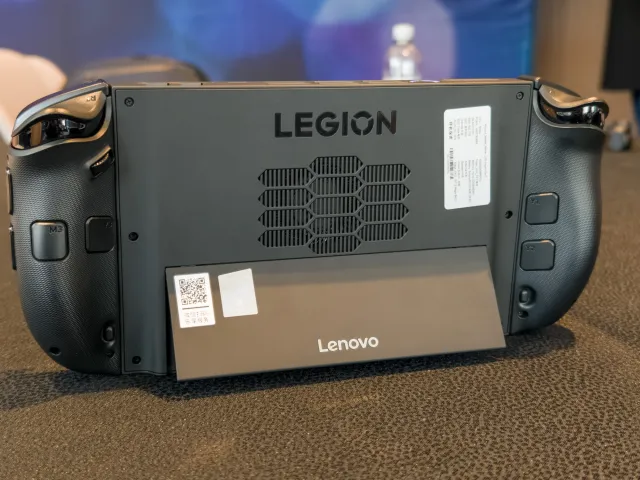 Обзор на Legion Go 2 полноценная замена Switch 2