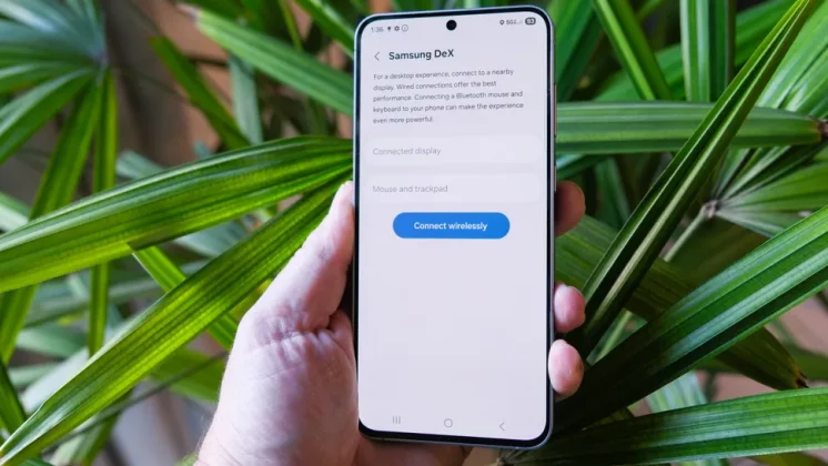Обзор Samsung Galaxy S25 FE лучше чем iPhone 16e