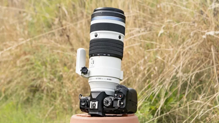 OM System's portable 50-200mm_