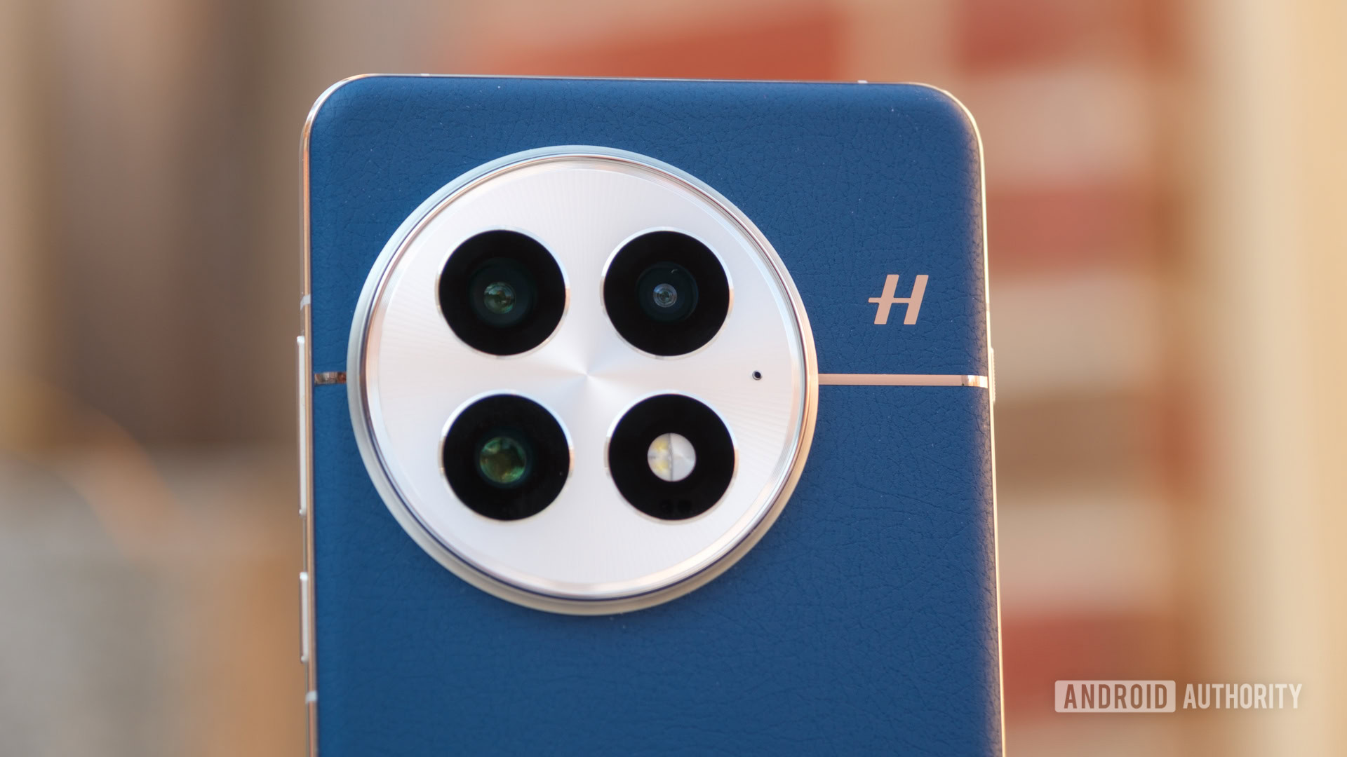 465087OnePlus 15 раскрывает секреты: стал известен потенциал зум-камеры