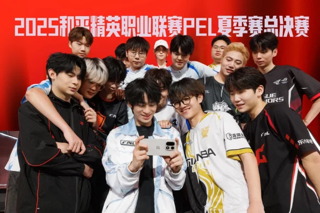 Визуальный взрыв: реальные фотографии масштабного редизайна OnePlus 15! фото