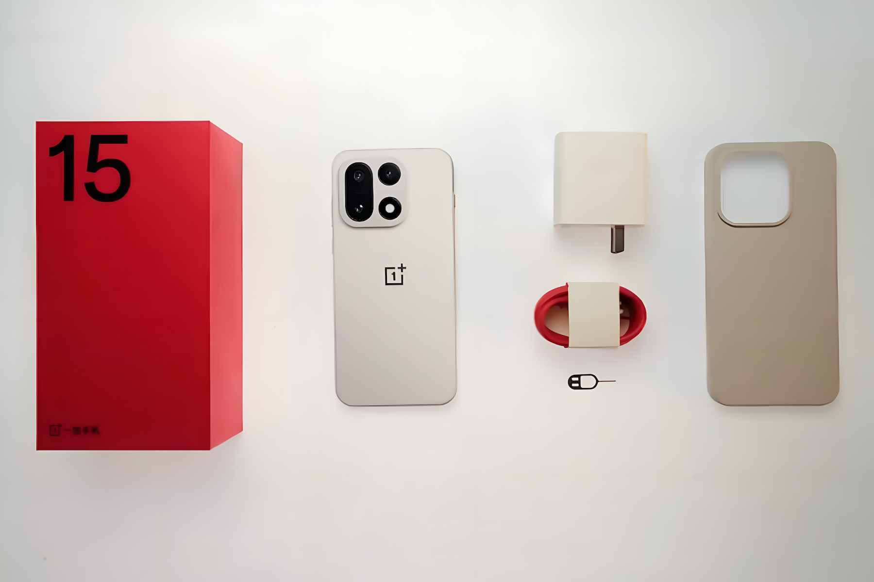 OnePlus 15 — «неубиваемый» флагман? Раскрыта дата выхода и материал прочнее титана картинка OnePlus 15 — «неубиваемый» флагман? Раскрыта дата выхода и материал прочнее титана