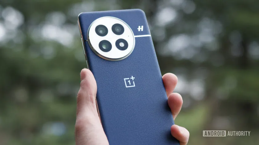 454094OnePlus 15: готов ли он затмить Pixel 10 Pro с рекордным объёмом встроенной памяти?