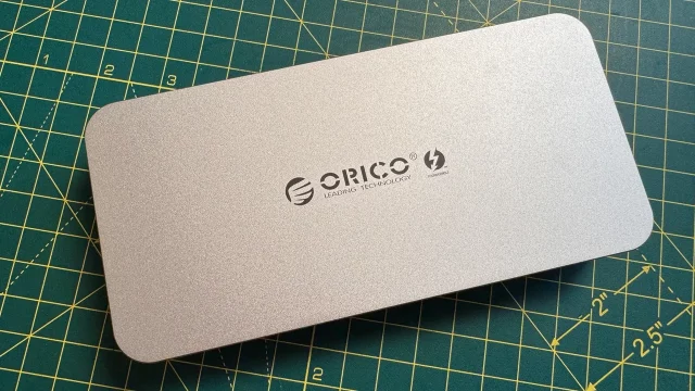 Orico 12-в-1 Обзор Orico 12-в-1 – эта док-станция обладает неожиданной функцией для пользователей Windows