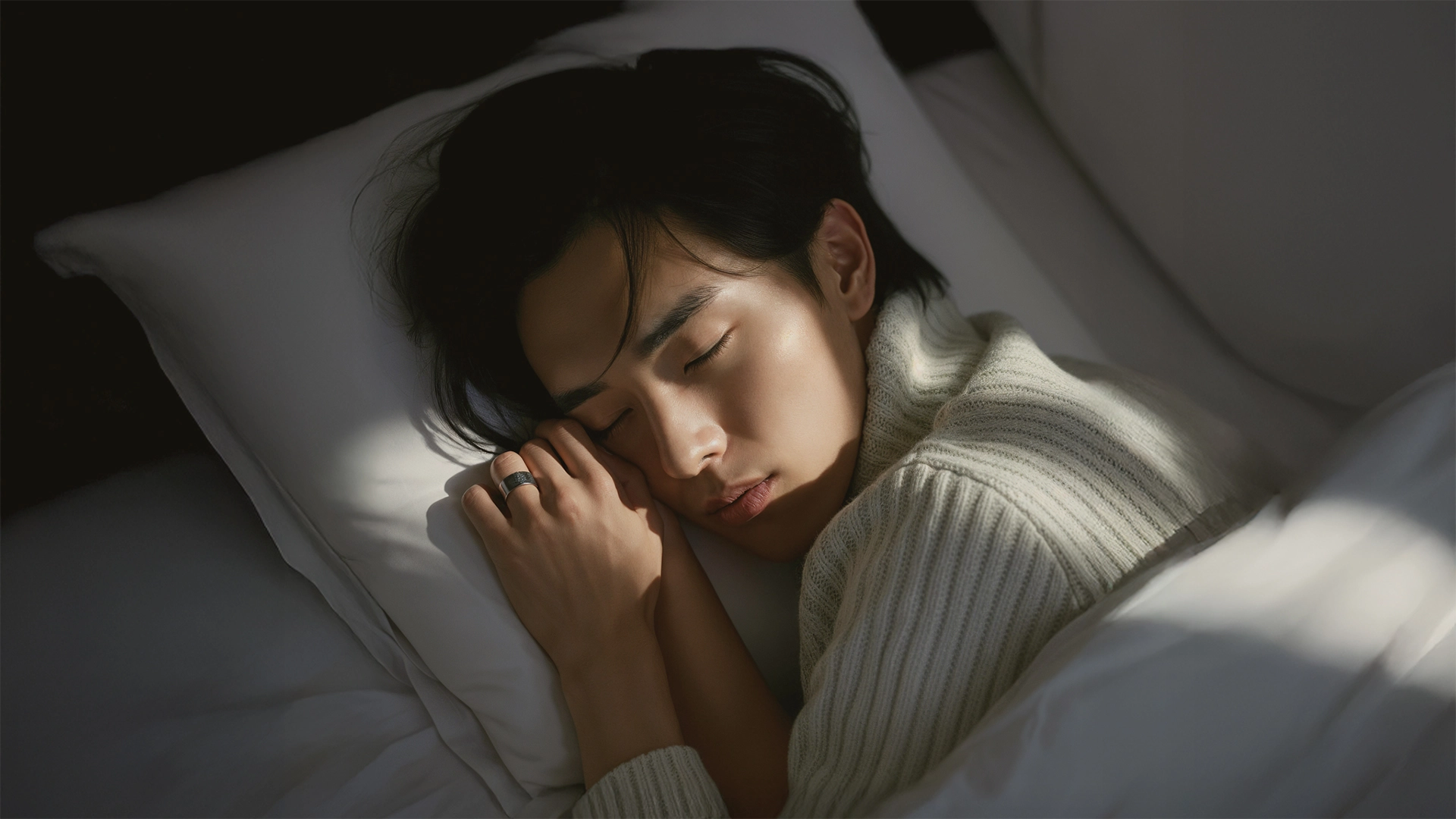 Oura, берегись: новый игрок на рынке умных колец предлагает ИИ-тренера и анализ фертильности