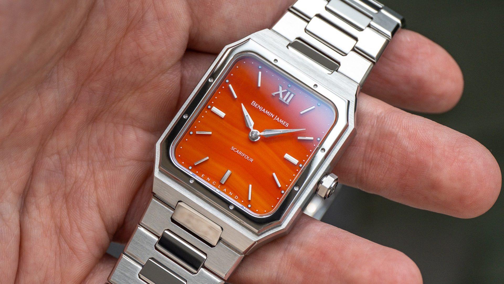 Benjamin James Scarifour: Роскошное преображение культового хронометра