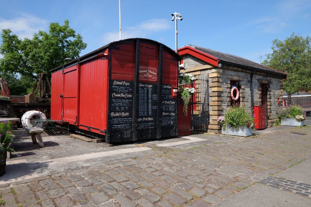 Panasonic LUMIX S PRO