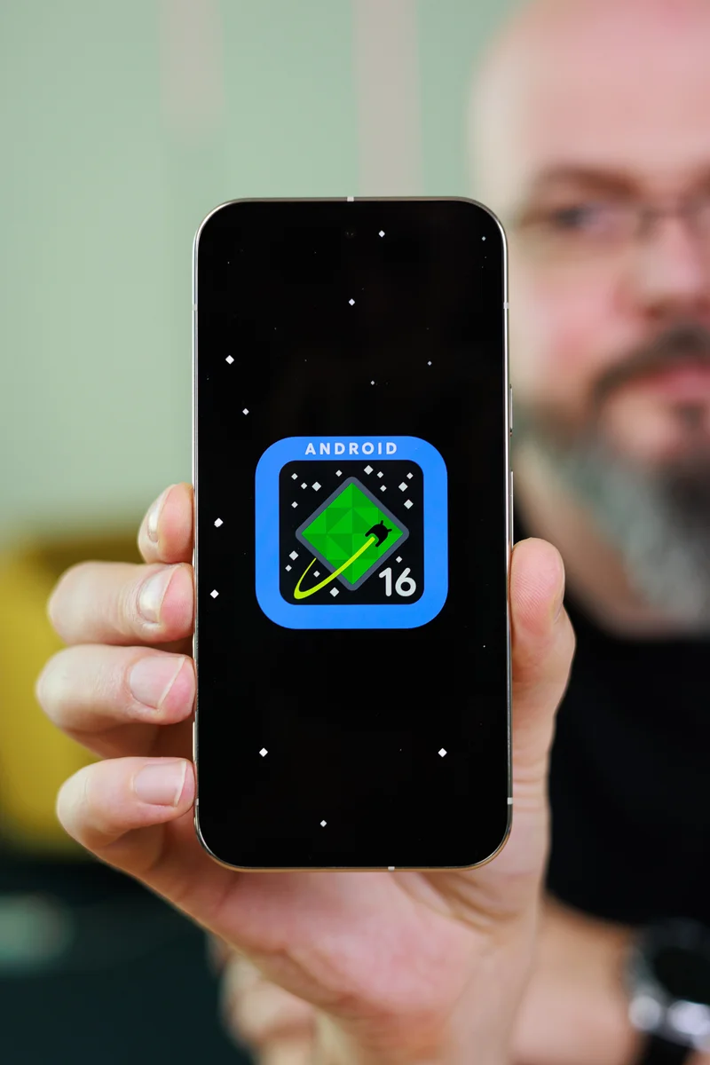 Обзор Pixel 10 Pro: новые мозги в старой оболочке картинка Обзор Pixel 10 Pro: новые мозги в старой оболочке фото