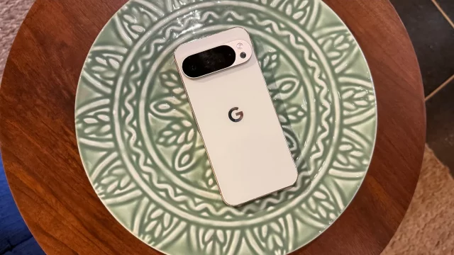 Google создала «неубиваемый» Pixel?