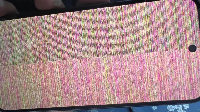 «Цветной снег смерти»: первые Pixel 10 массово выходят из строя?