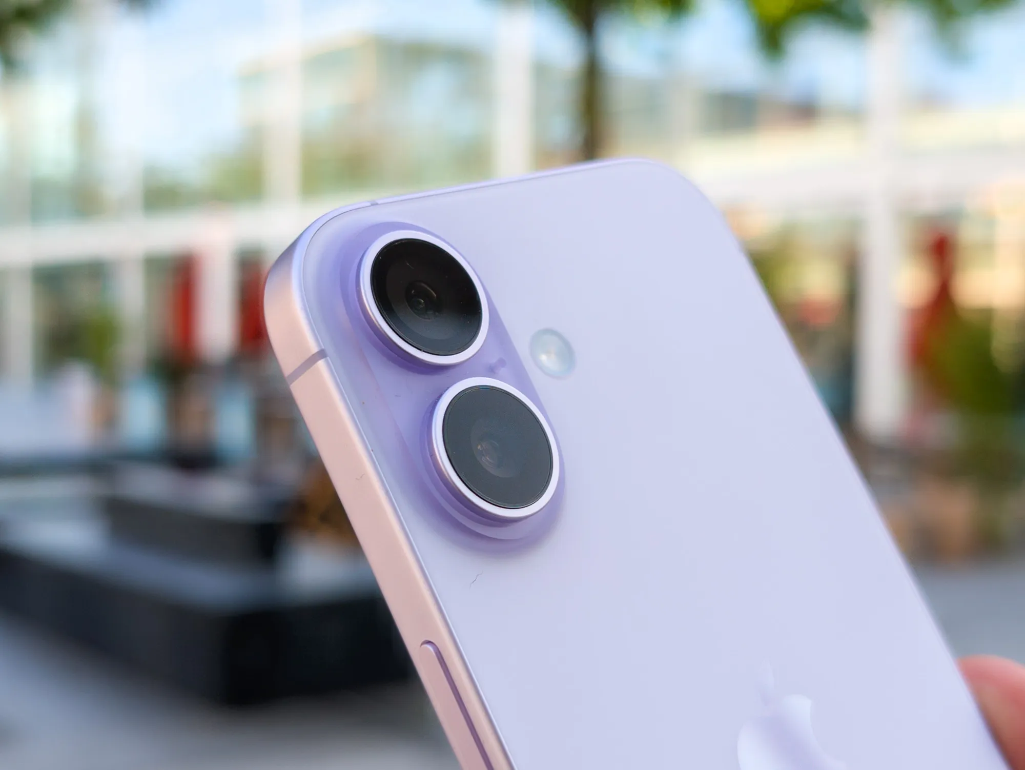 480021Почему я в восторге от iPhone 17, хотя в нем нет ничего особенного